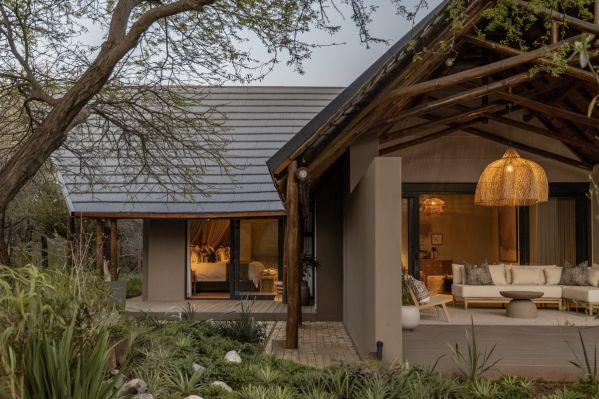 Nicky_Little_Tsholo_Safari_Lodge-84.jpg